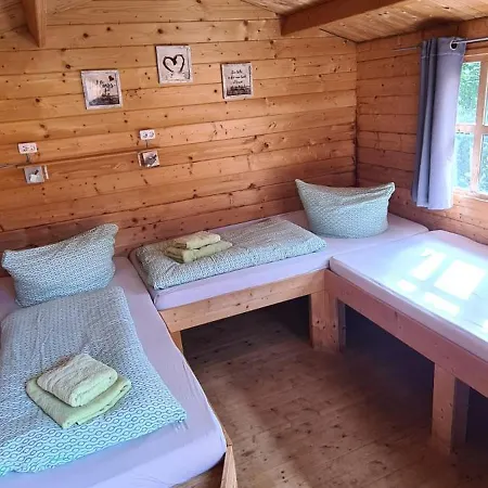 Gaststätte und Ferienhof Zu den Linden Kratzeburg Zimmer foto