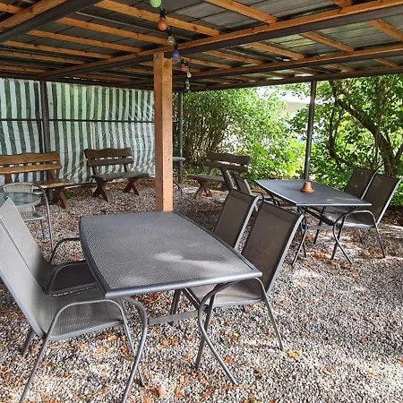 Gaststätte und Ferienhof Zu den Linden Kratzeburg Zimmer foto