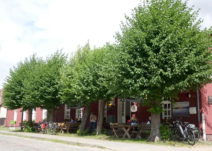 Gaststätte und Ferienhof Zu den Linden