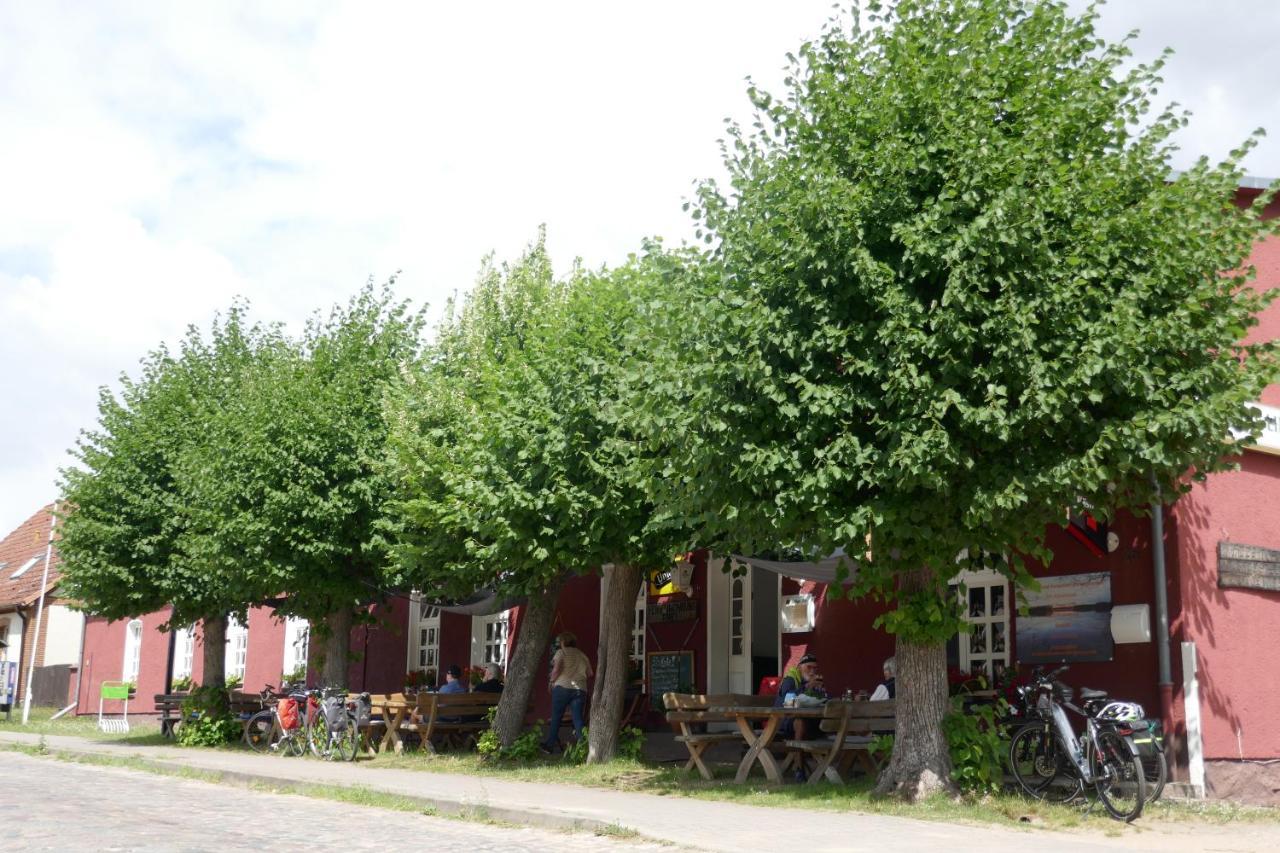 Gaststätte Und Zu Den Linden Apartment *