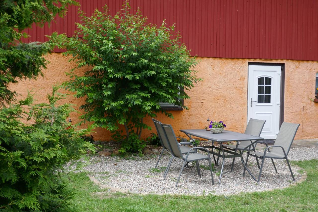 Gaststätte Und Zu Den Linden