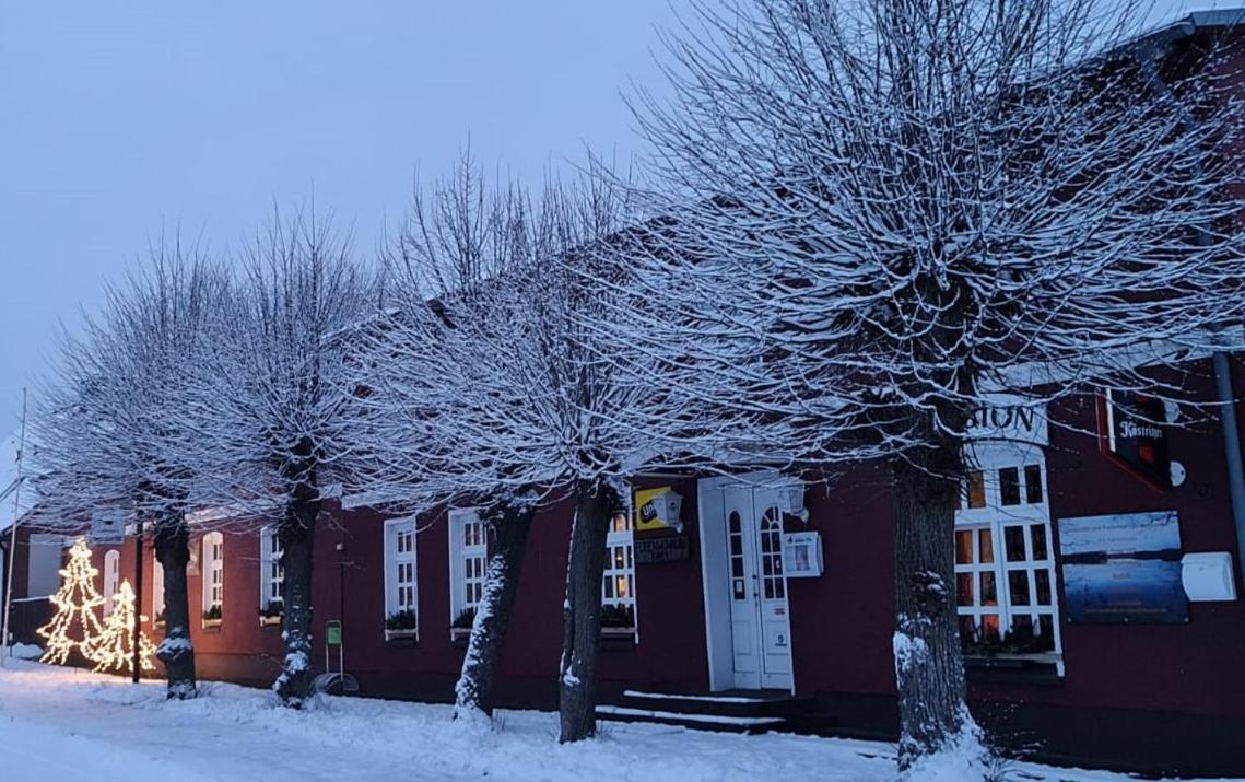 Apartment Gaststätte Und Zu Den Linden *